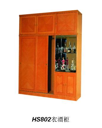 Wardrobe and wine chest HS802